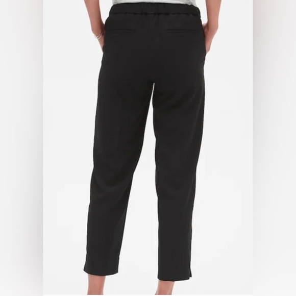 Cute Banana Republic Black Hayden Tapered In 0Petite Pants - Picture 2 of 6